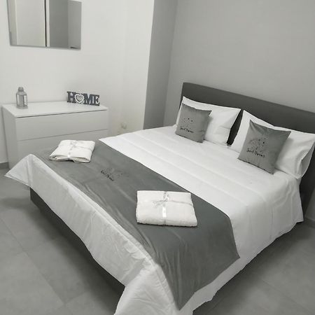 Sweetdreams2 Villa เนเปิลส์ ภายนอก รูปภาพ